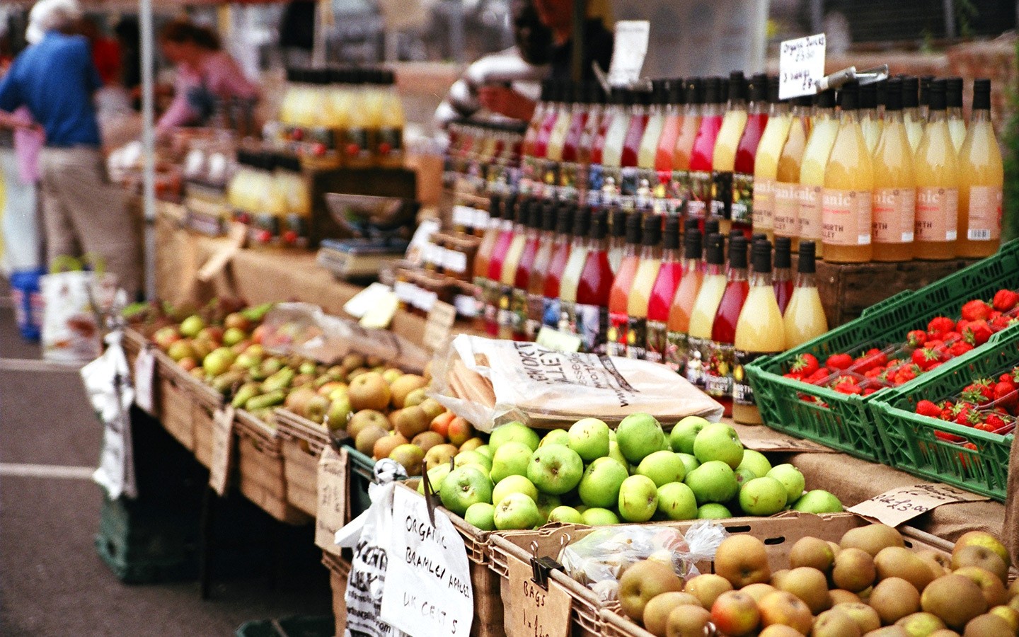 Apple stall at Marylebone farmers' market
