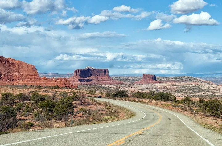 Views on the road on a southwest US road trip