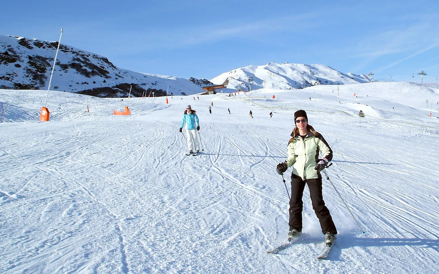 Skiing the Grive piste