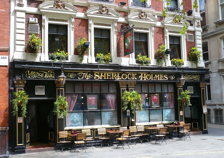 Sherlock Holmes pub, London