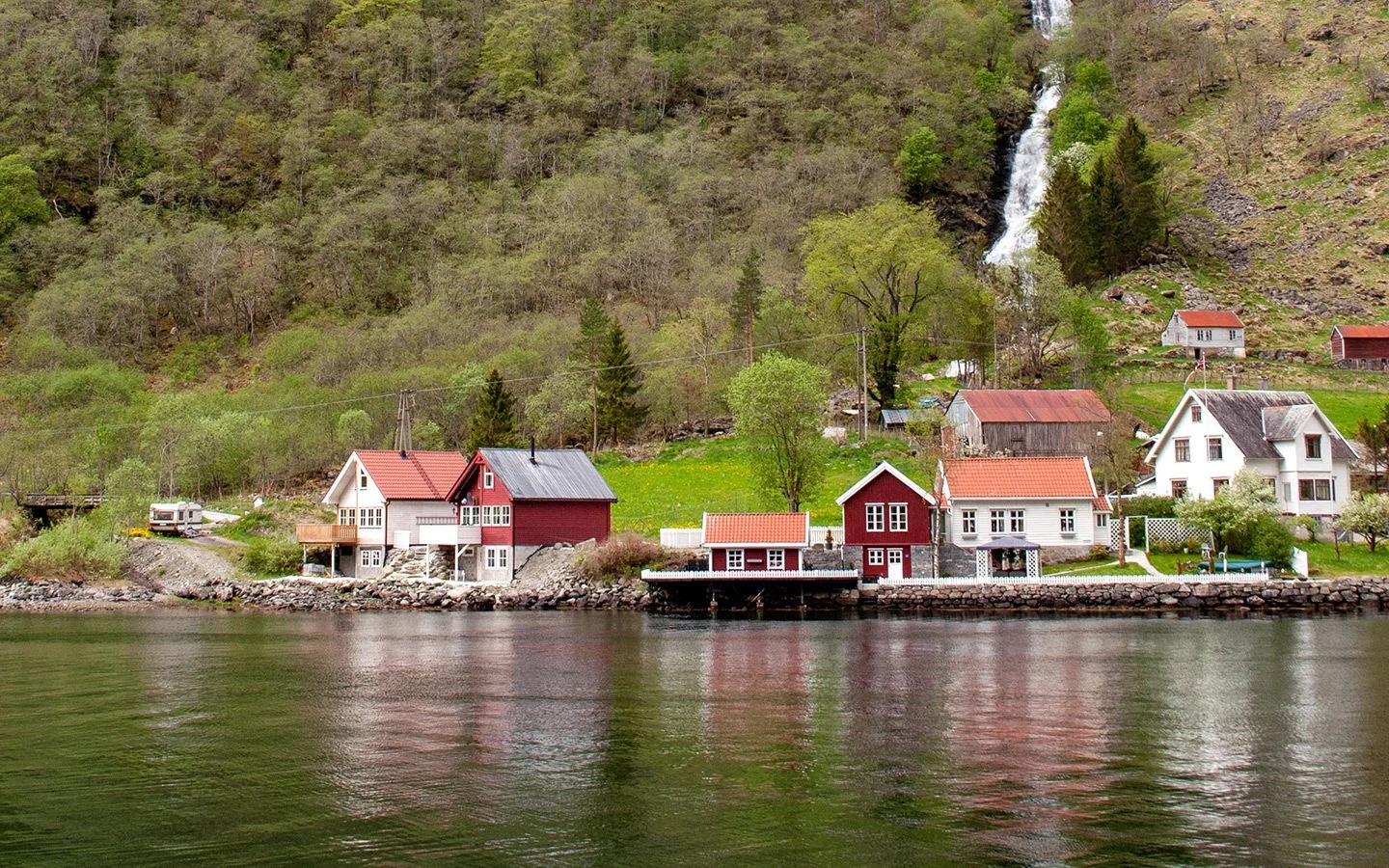 A Norwegian fjord boat trip from Flåm