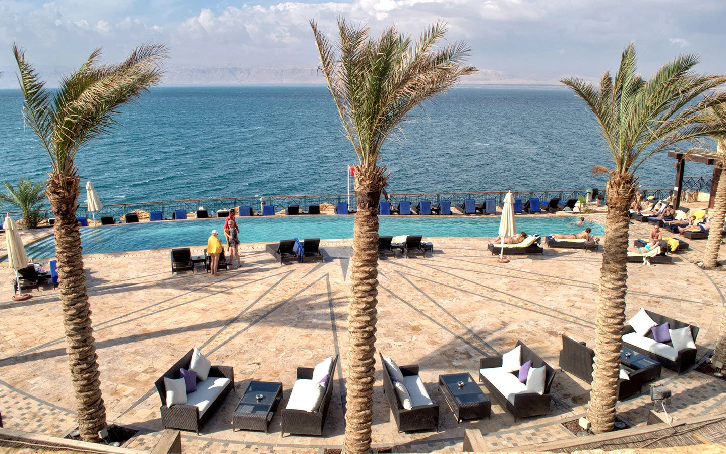 Relaxing by the Dead Sea at the Mövenpick Hotel