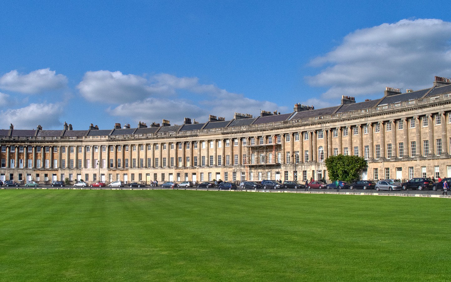 The curving Georgian buildings of the Royal Crescent in Bath