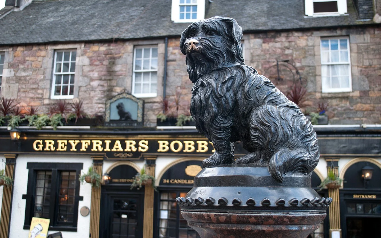 Greyfriars Bobby's statue in Edinburgh