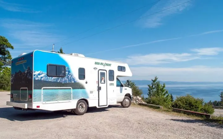Cruise Canada RV overlooking Lake Superior