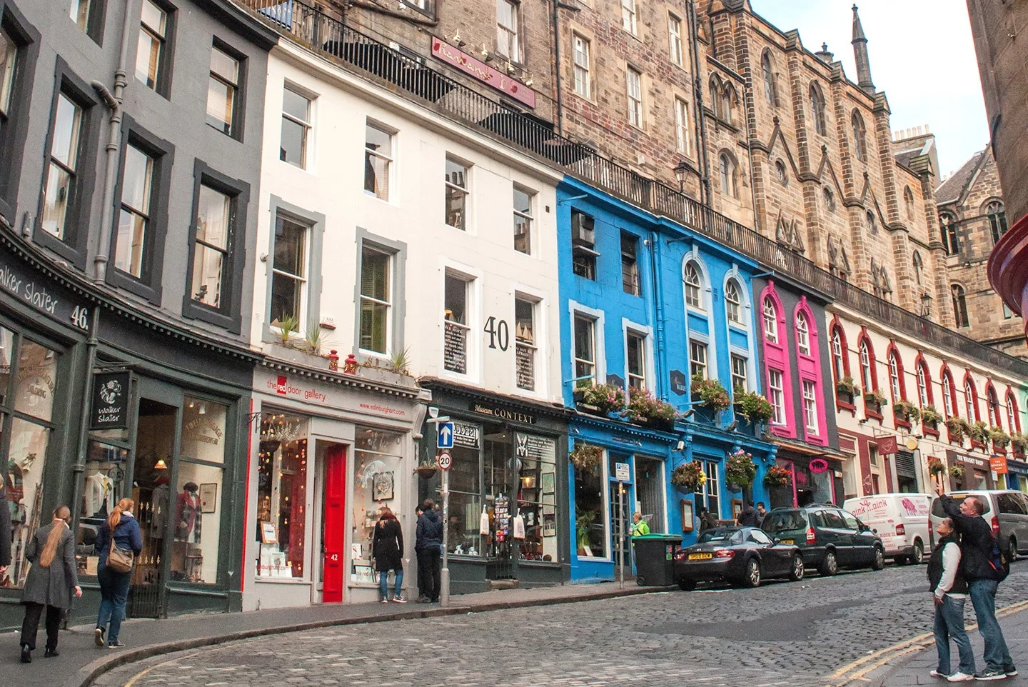 Colourful buildings on Victoria Street in Edinburgh