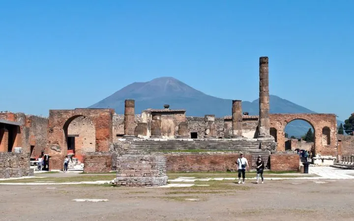 Visiting Pompeii: The Roman city frozen in time