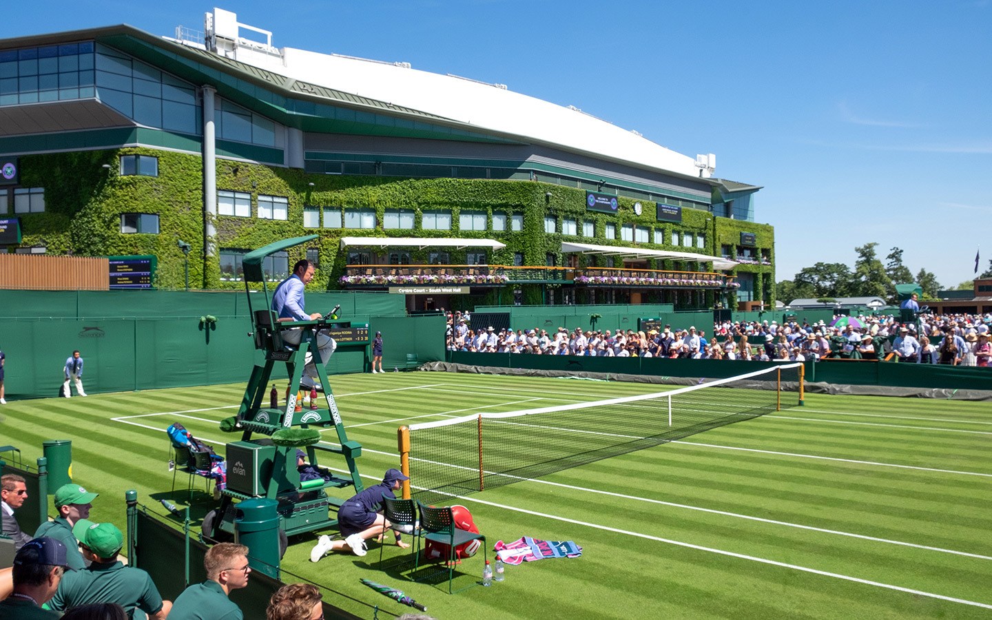 Umpire on court at Centre Court at Wimbledon