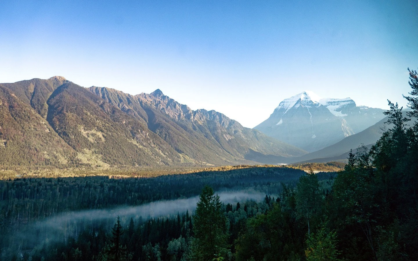 Views from the Vancouver to Jasper train