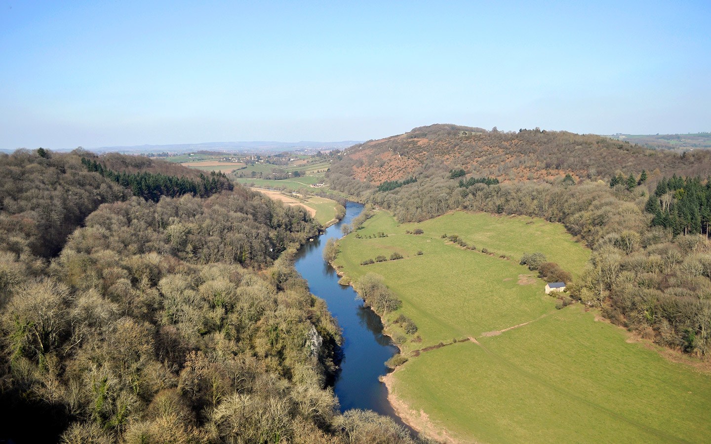 Highlights of the Wye Valley, on the border of England and Wales, with castles, abbeys and scenic views, in the footsteps of Gilpin's Wye Tour 250 years ago