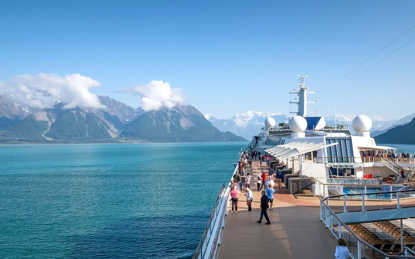 Sunny summer days on an Alaska cruise