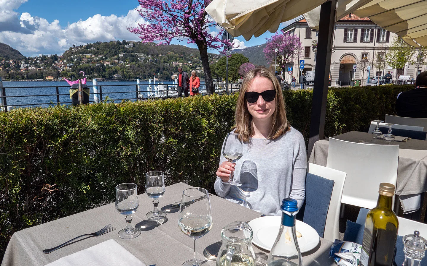 Lakeside lunch in Como