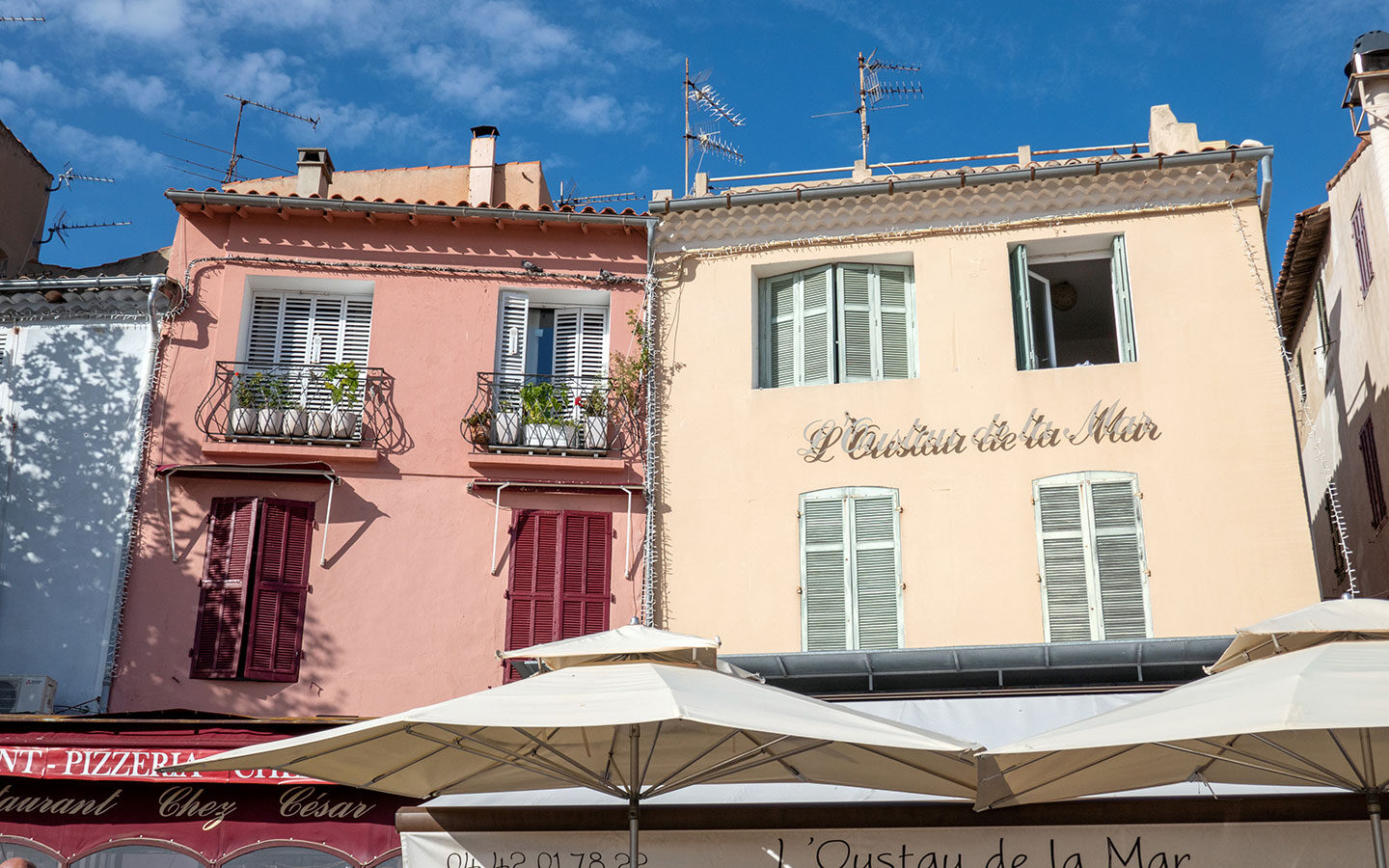 Traditional buildings in Cassis