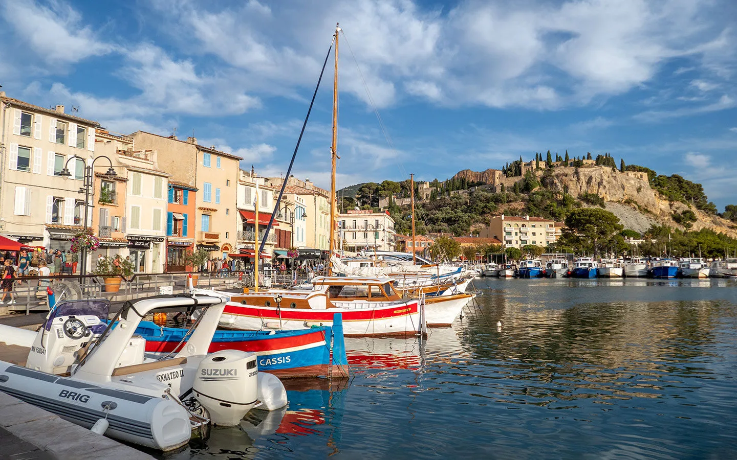 Cassis harbour on a one-week South of France by train itinerary