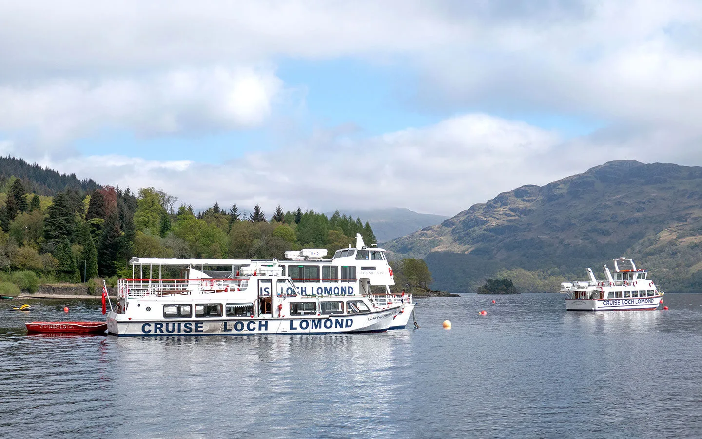 Boat trips on Loch Lomond