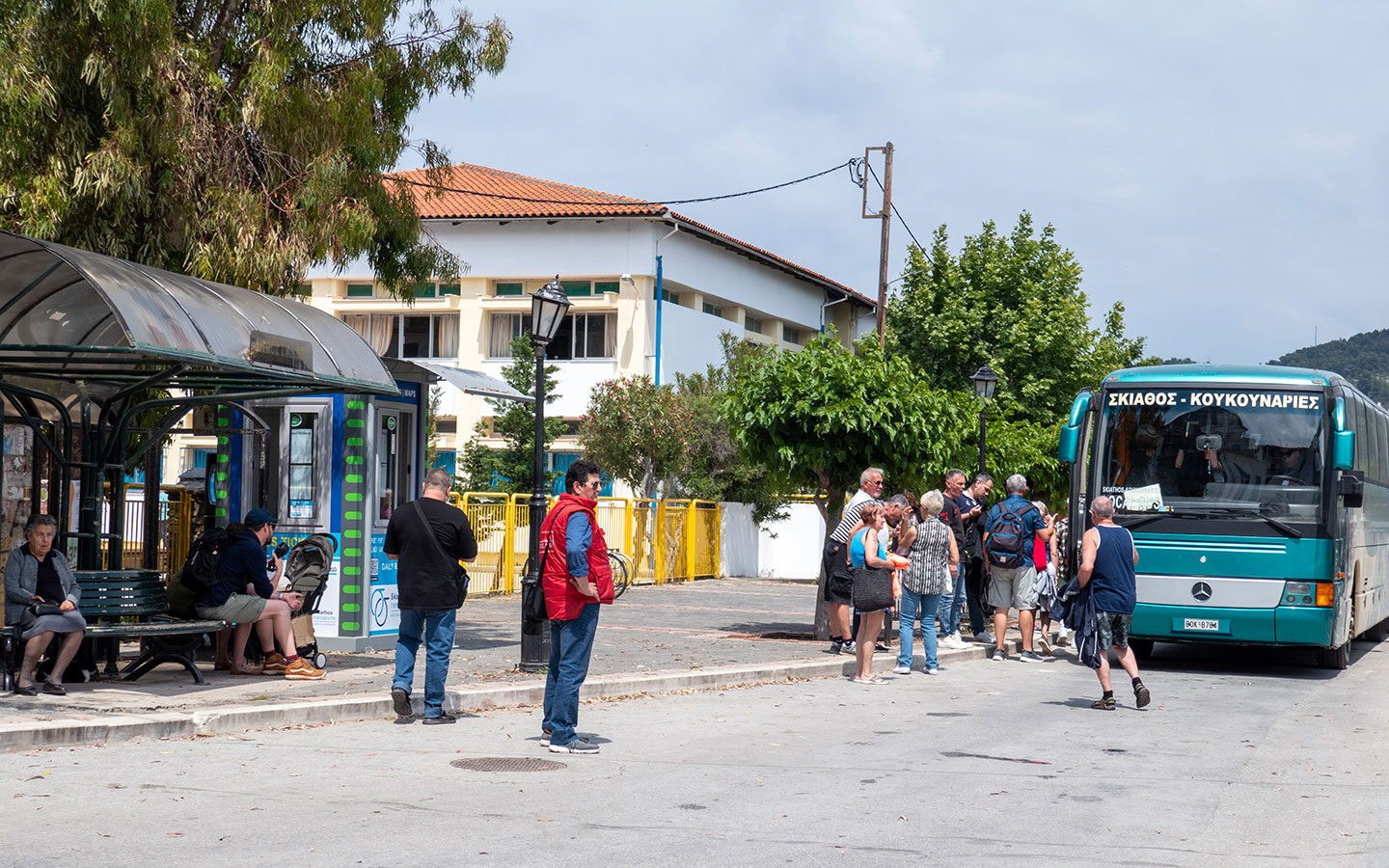 Bus stop 0 in Skiathos Town – where to catch the bus if you're visiting Skiathos without a car