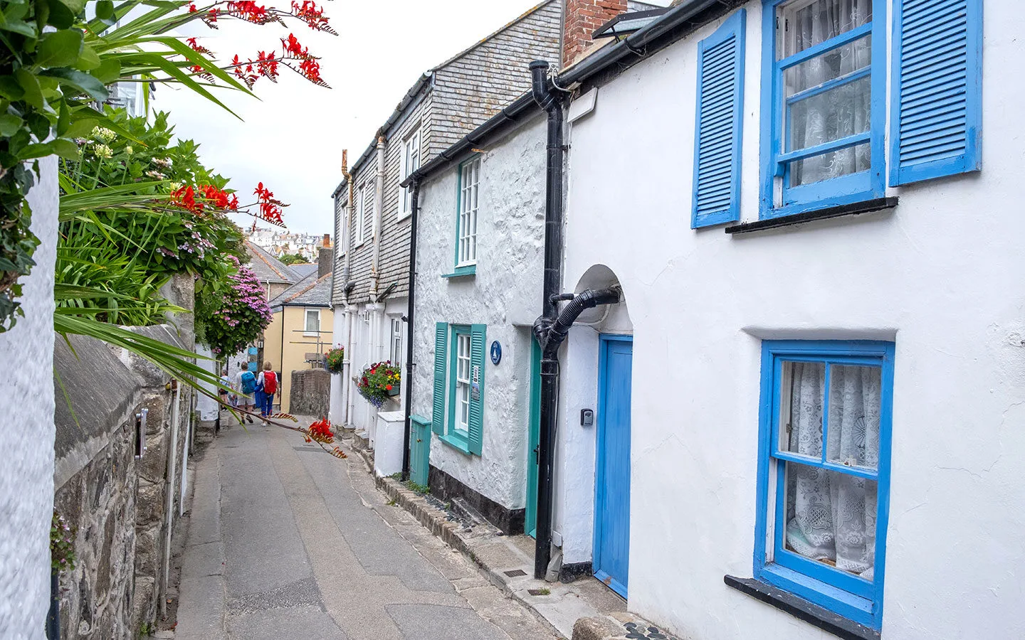 Whitewashed Cornish cottages in St Ives