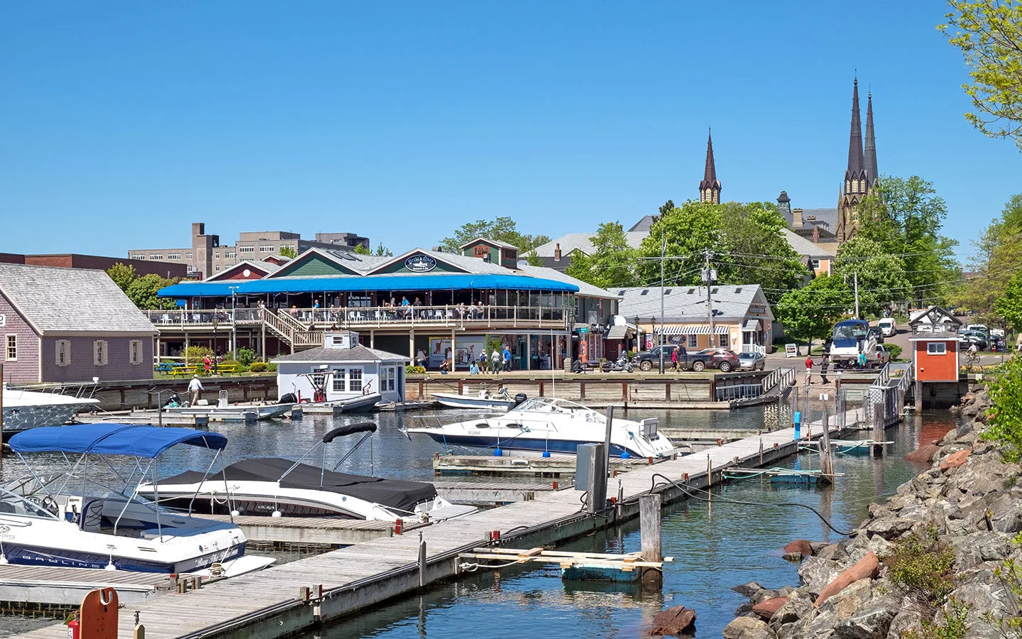 Peake's Quay – boat trips in Prince Edward Island