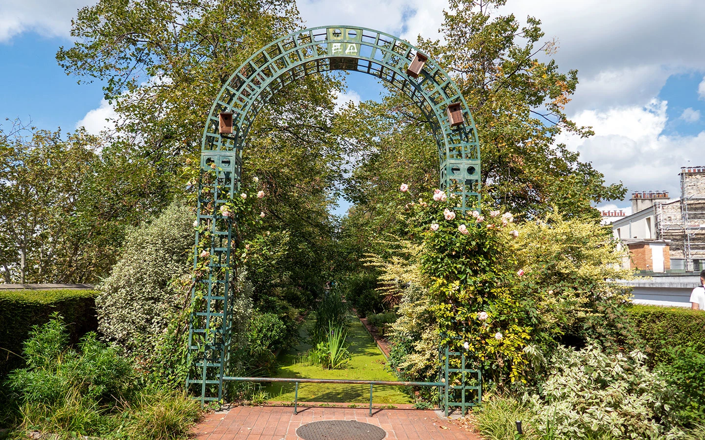 Archway on the Promenade Plantée Paris High Line park