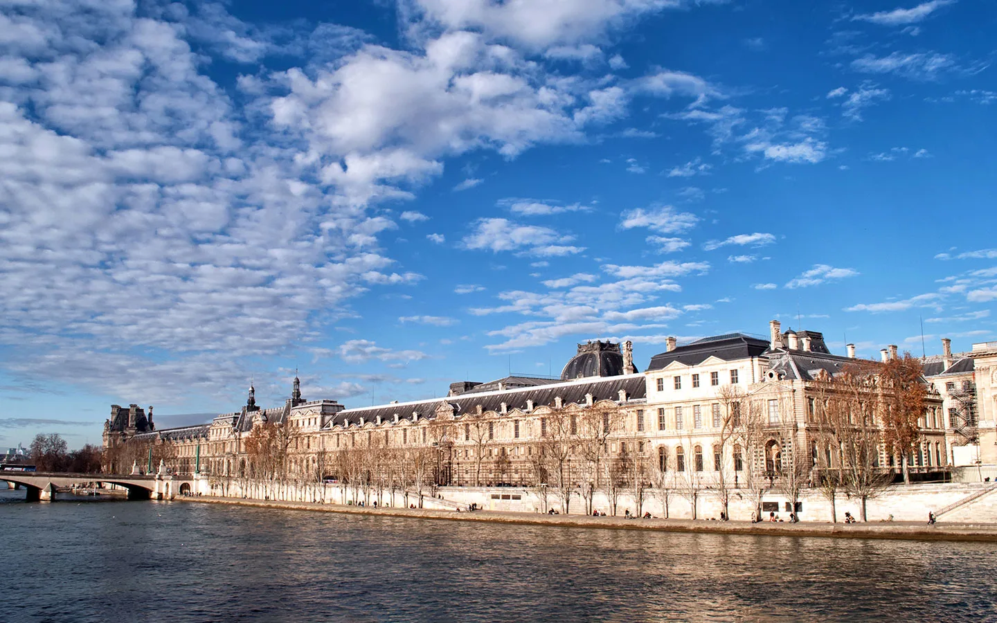 Free self-guided Paris film locations walking tour (with map)