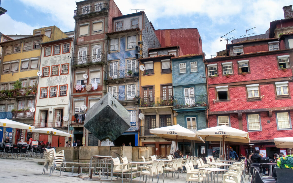 Exploring the Ribeira: Getting lost in Porto old town